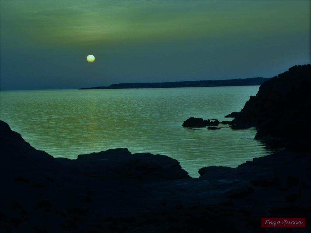 Pineta Spiaggia Grande Calasetta Exteriör bild